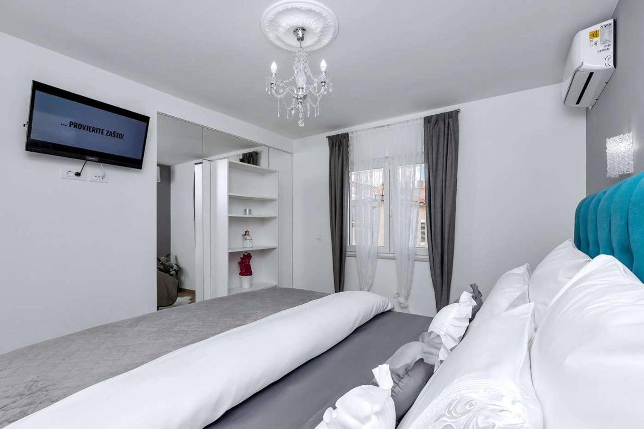 Luxurious Apartment Nino Макарска Екстериор снимка