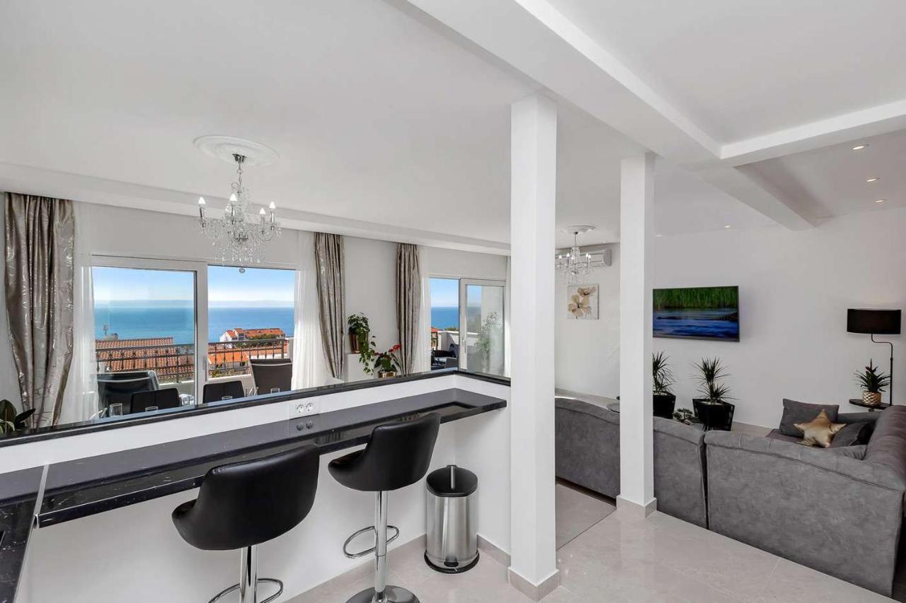 Luxurious Apartment Nino Макарска Екстериор снимка