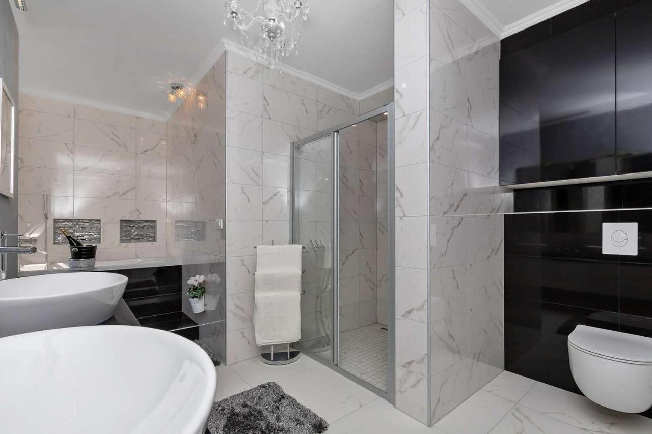 Luxurious Apartment Nino Макарска Екстериор снимка